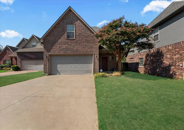 Photo 1 of Single family home for sale at 11112 S Birch St, Jenks, OK 74037 | MLS# 2633314 | Listing updated on 2026-09-17