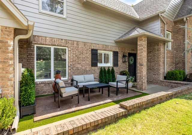Photo 3 of Single family home for sale at 12123 Skyline Dr, Jenks, OK 74037 | MLS# 2634152 | Listing updated on 2026-10-08