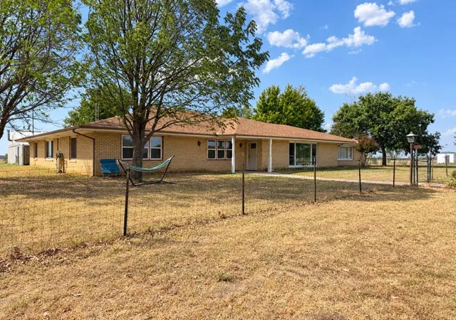Single family home for sale at 16610 Old Shamrock Hwy, Drumright, OK 74030 | MLS# 2634198