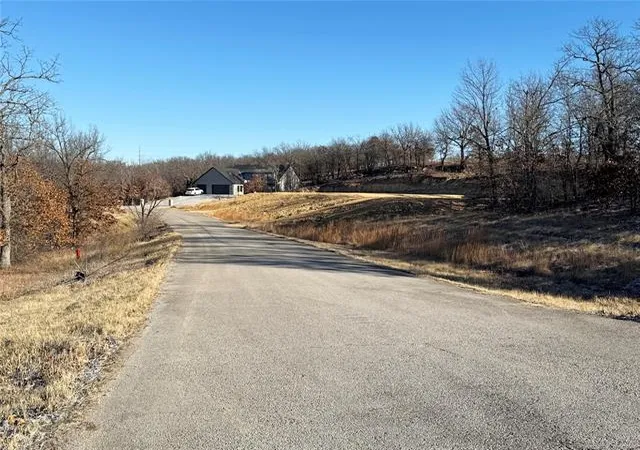 Photo 2 of Land for sale at 22 Cross Oaks Ct, Skiatook, OK 74070 | MLS# 2634304 | Listing updated on 2026-09-19