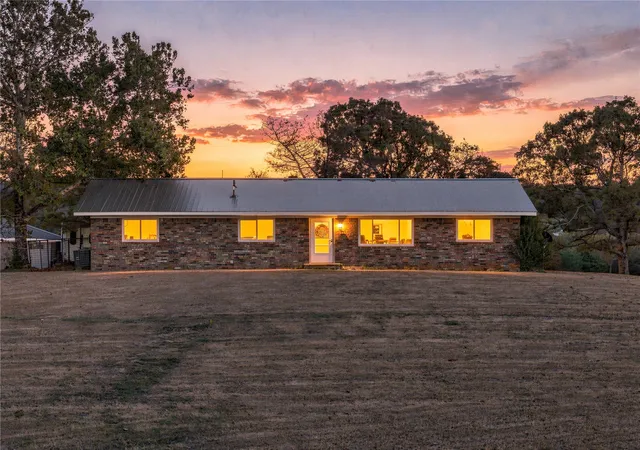Photo 1 of Single family home for sale at 30244 S Highway 71, Quinton, OK 74561 | MLS# 2634339 | Listing updated on 2026-09-18