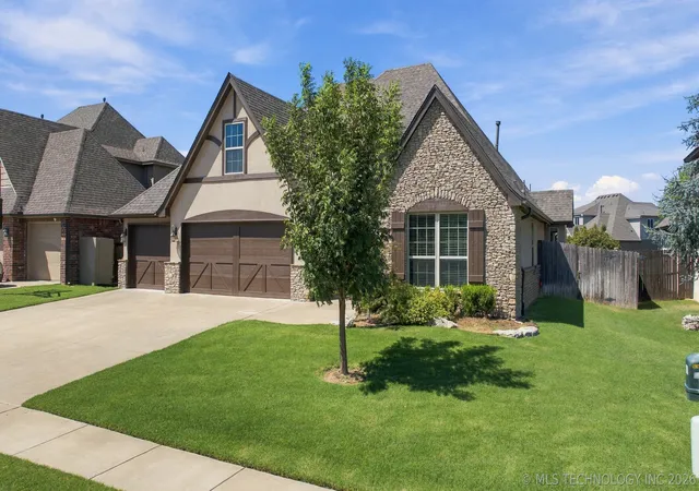 Photo 2 of Single family home for sale at 12544 S 71st East Ave, Bixby, OK 74008 | MLS# 2634201 | Listing updated on 2026-10-05