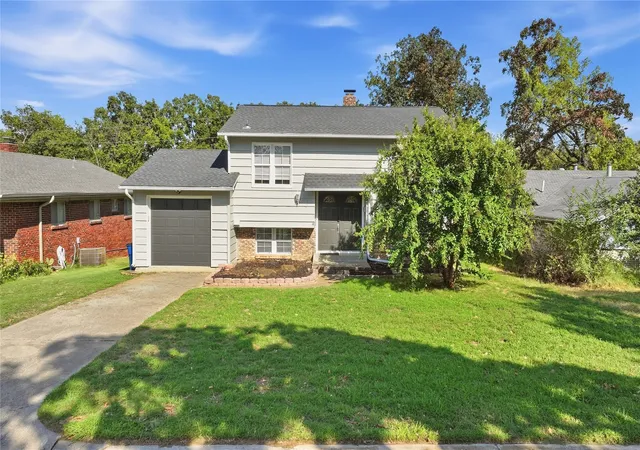 Photo 2 of Sale Pending at 5523 S 30th Westavenue, Tulsa, OK 74107 | MLS# 2634387 | Listing updated on 2026-09-23