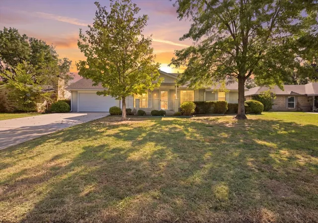 Photo 1 of Single family home for sale at 620 Ann, Ada, OK 74820 | MLS# 2634408 | Listing updated on 2026-09-18
