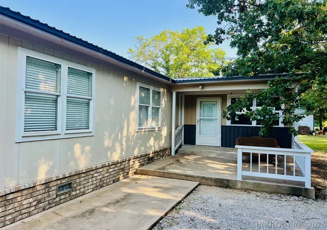 Photo 2 of Manufactured home for sale at 4826 Willis Dr, Kingston, OK 73439 | MLS# 2634425 | Listing updated on 2026-09-18
