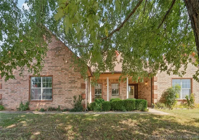 Photo 1 of Single family home for sale at 9601 S 282nd Eastavenue, Broken Arrow, OK 74014 | MLS# 2634438 | Listing updated on 2026-09-18