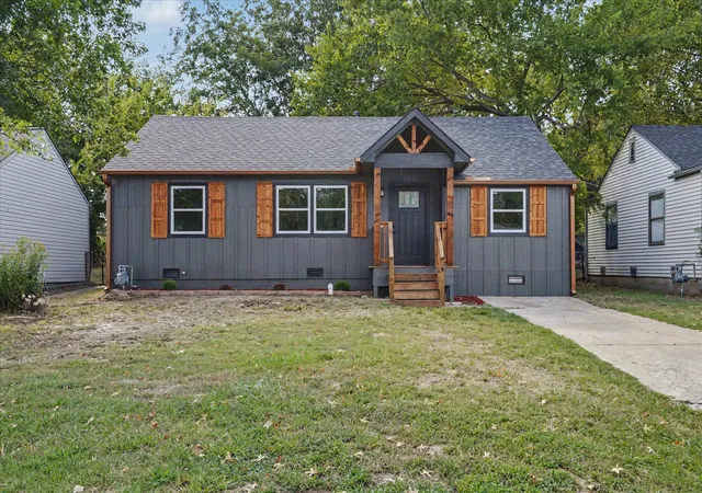 Photo 1 of Single family home for sale at 1040 N New Hvn Ave, Tulsa, OK 74115 | MLS# 2634447 | Listing updated on 2026-09-18