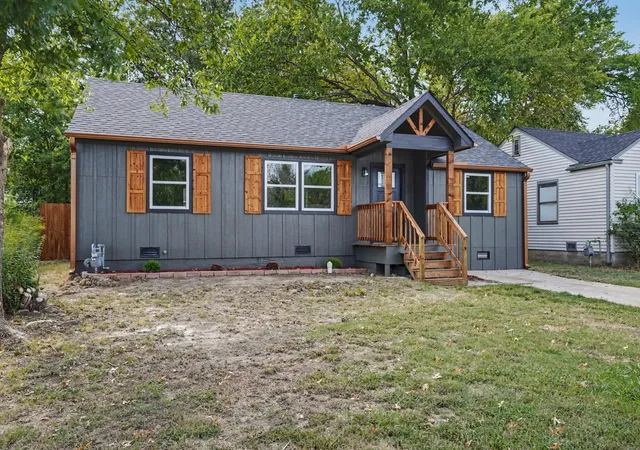 Photo 2 of Single family home for sale at 1040 N New Hvn Ave, Tulsa, OK 74115 | MLS# 2634447 | Listing updated on 2026-09-18
