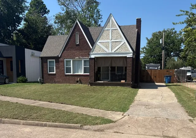 Photo 1 of Single family home for sale at 1624 N Boston Ave, Tulsa, OK 74106 | MLS# 2634450 | Listing updated on 2026-09-18