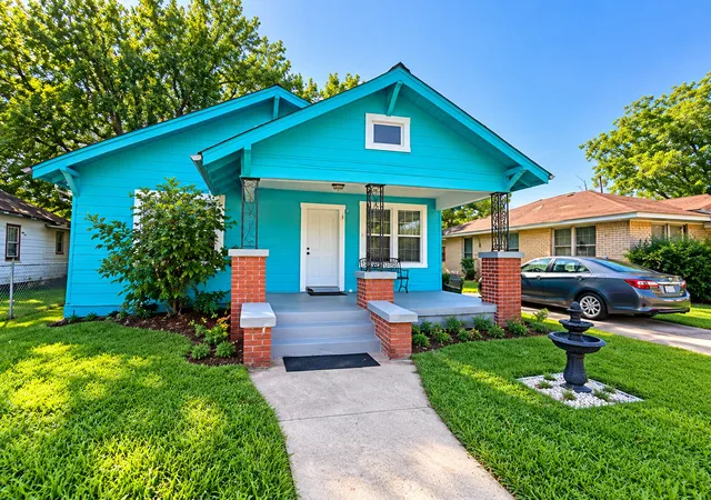 Photo 2 of Single family home for sale at 319 North 18th, Muskogee, OK 74401 | MLS# 2634482 | Listing updated on 2026-09-28