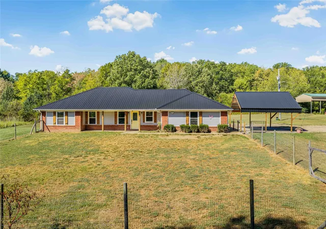 Single family home for sale at 18747 Cowshed Xing, Spiro, OK 74959 | MLS# 2634416