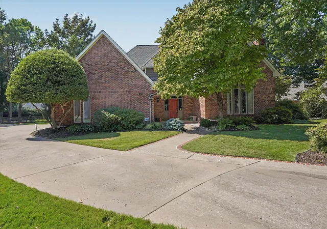 Photo 2 of Single family home for sale at 5102 E 104th Place, Tulsa, OK 74137 | MLS# 2634396 | Listing updated on 2026-09-28