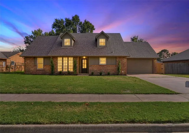 Photo 2 of Single family home for sale at 10902 E 97th Street N, Owasso, OK 74055 | MLS# 2634524 | Listing updated on 2026-09-29