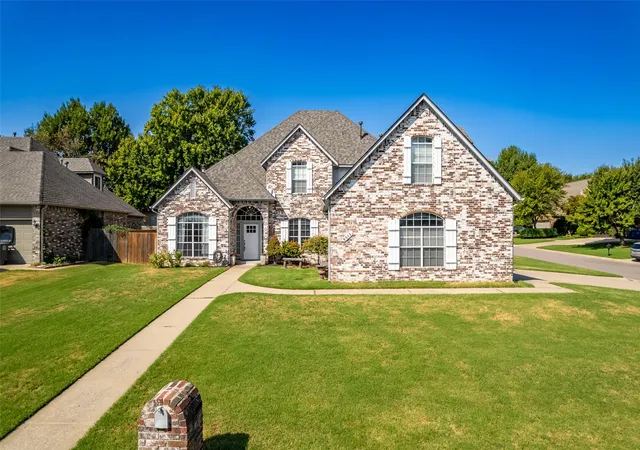 Photo 1 of Single family home for sale at 9518 S 86th Eastavenue, Tulsa, OK 74133 | MLS# 2634439 | Listing updated on 2026-10-12