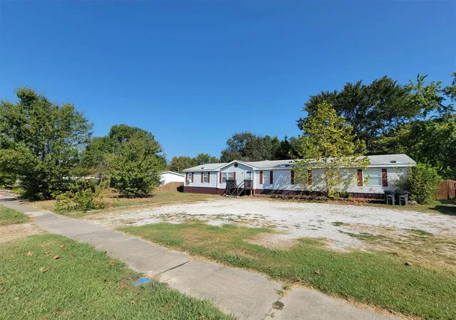 Photo 45 of Manufactured home for sale at 302 E Schley St, Vian, OK 74962 | MLS# 2634535 | Listing updated on 2026-10-07