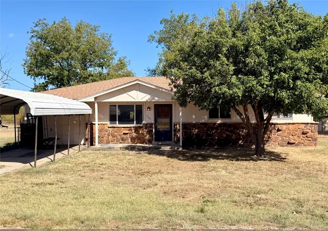 Photo 1 of Sale Pending at 306 N Hendricks St, Ochelata, OK 74051 | MLS# 2634435 | Listing updated on 2026-10-28