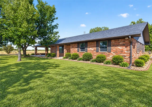 Photo 3 of Sale Pending at 739 Pate Rd, Calera, OK 74730 | MLS# 2634495 | Listing updated on 2026-10-06