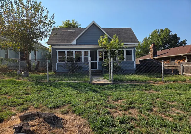Photo 1 of Single family home for sale at 1204 E Lincoln Ave, Sapulpa, OK 74066 | MLS# 2634531 | Listing updated on 2026-09-19