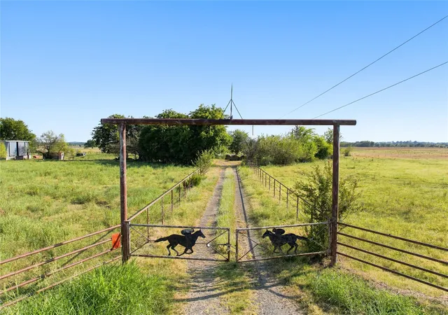 Photo 3 of Land for sale at 21720 Highway 62, Morris, OK 74445 | MLS# 2634578 | Listing updated on 2026-09-21