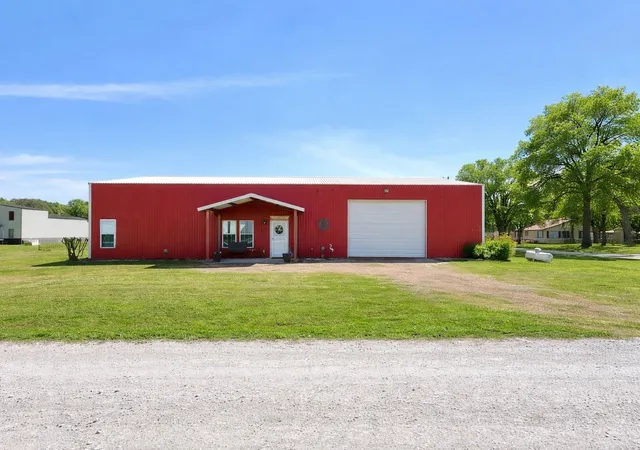 Photo 1 of Single family home for sale at 12393 Waynes Pl, Kingston, OK 73439 | MLS# 2634594 | Listing updated on 2026-09-19