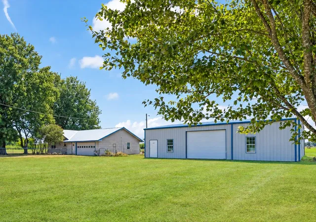 Photo 1 of Single family home for sale at 4840 River Rd, Colbert, OK 74733 | MLS# 2633305 | Listing updated on 2026-09-19