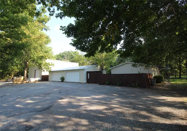 Photo 3 of Manufactured home for sale at 14504 E 171st Street S, Bixby, OK 74008 | MLS# 2634604 | Listing updated on 2026-09-22