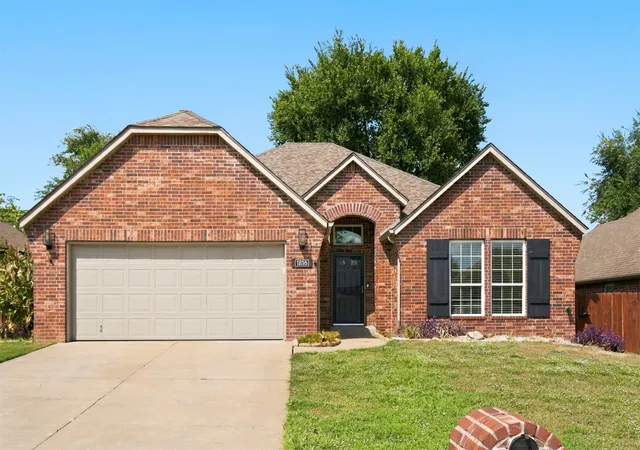 Photo 1 of Single family home for sale at 1816 E Laredo St, Broken Arrow, OK 74012 | MLS# 2634262 | Listing updated on 2026-09-20
