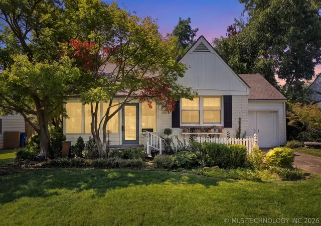 Photo 1 of Sale Pending at 2258 S Delaware Ct, Tulsa, OK 74114 | MLS# 2634103 | Listing updated on 2026-10-02