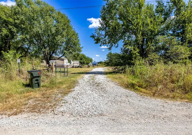 Photo 3 of Single family home for sale at 9130 N 230 Road, Beggs, OK 74421 | MLS# 2633597 | Listing updated on 2026-09-20