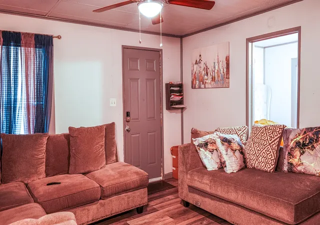Photo 3 of Sale Pending at 536 S 38th Westavenue, Tulsa, OK 74127 | MLS# 2634656 | Listing updated on 2026-09-30