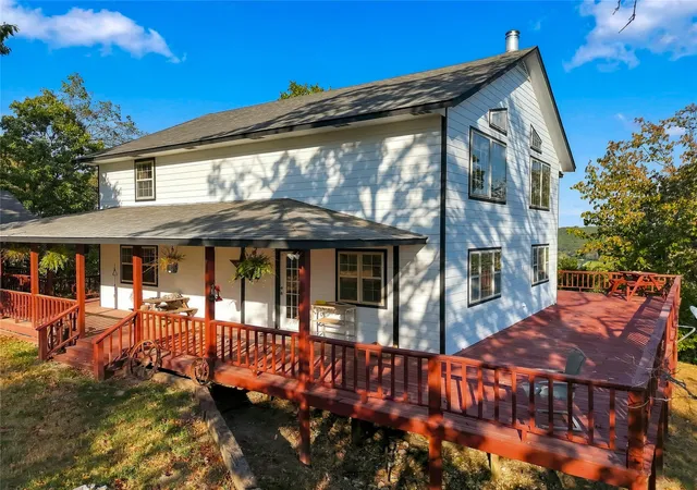 Photo 2 of Single family home for sale at 8657 N Highway 10, Tahlequah, OK 74464 | MLS# 2634662 | Listing updated on 2026-09-21
