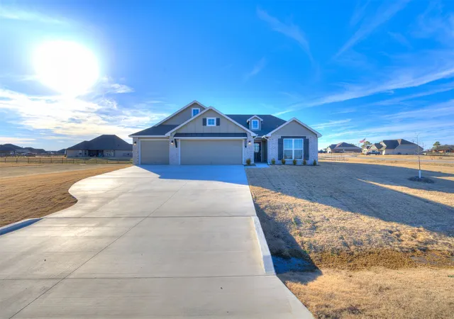 Photo 2 of Single family home for sale at 13538 N 60th Eastplace, Collinsville, OK 74021 | MLS# 2634672 | Listing updated on 2026-10-07