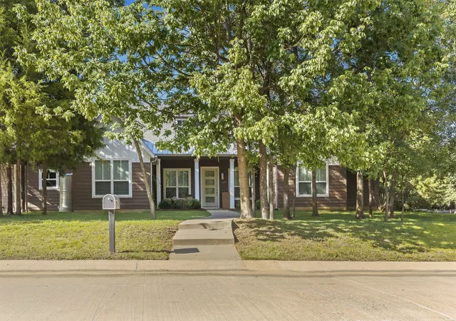 Photo 1 of Single family home for sale at 3535 Highland Oaks Cir, Ardmore, OK 73401 | MLS# 2634642 | Listing updated on 2026-09-22
