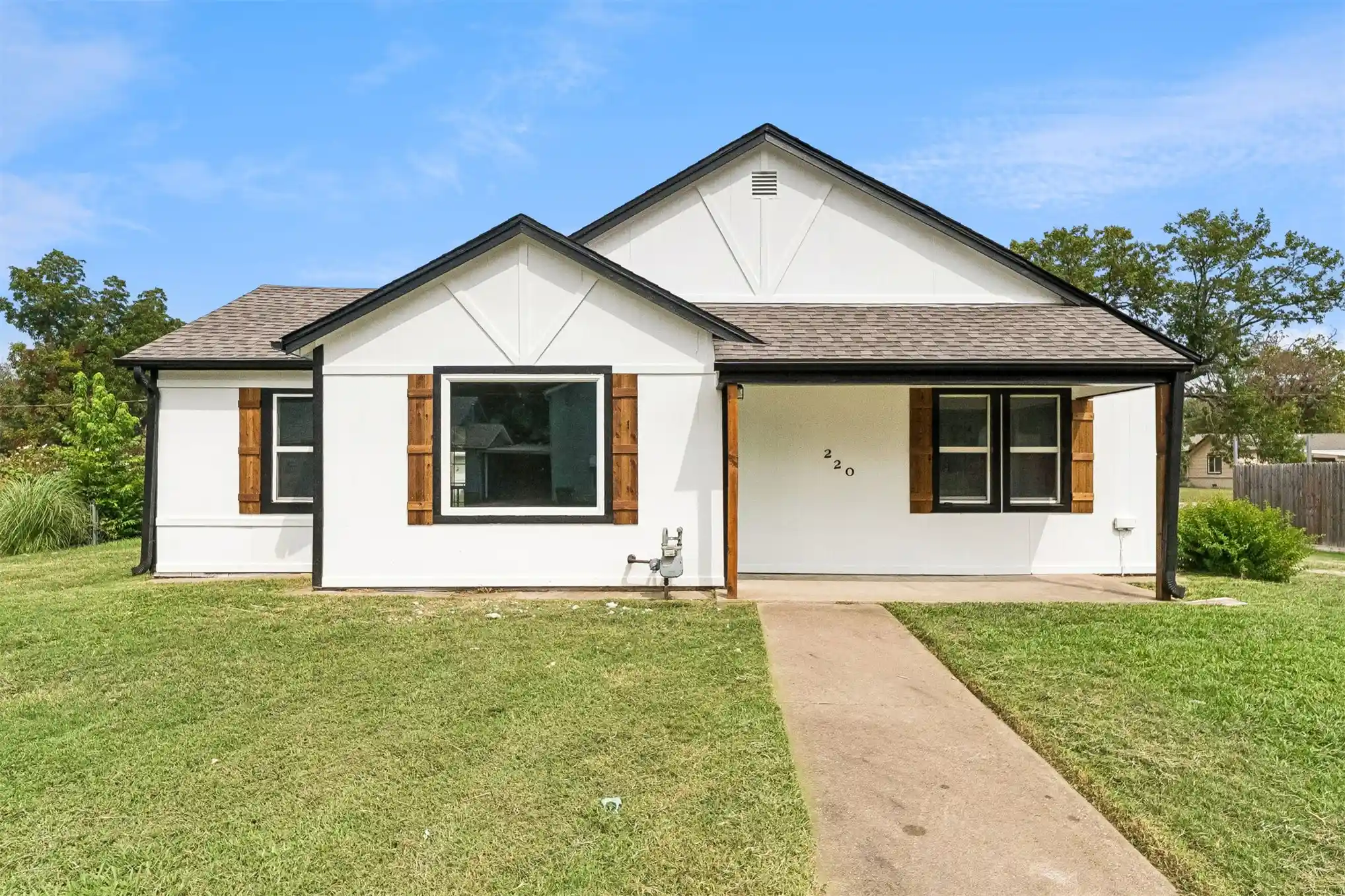 Single family home for sale at 220 E 8th Street, Claremore, OK 74017 | MLS# 2634043
