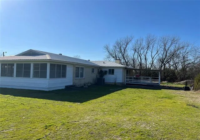 Photo 2 of Single family home for sale at 8925 State Rd 78, Hendrix, OK 74741 | MLS# 2634711 | Listing updated on 2026-09-22