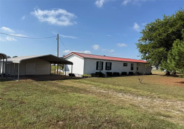 Photo 2 of Manufactured home for sale at 420362 East 1141, Checotah, OK 74426 | MLS# 2634744 | Listing updated on 2026-09-22