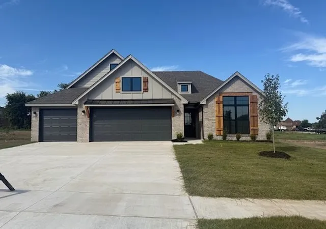 Photo 1 of Single family home for sale at 3217 E 147th Place S, Bixby, OK 74008 | MLS# 2634771 | Listing updated on 2026-09-22