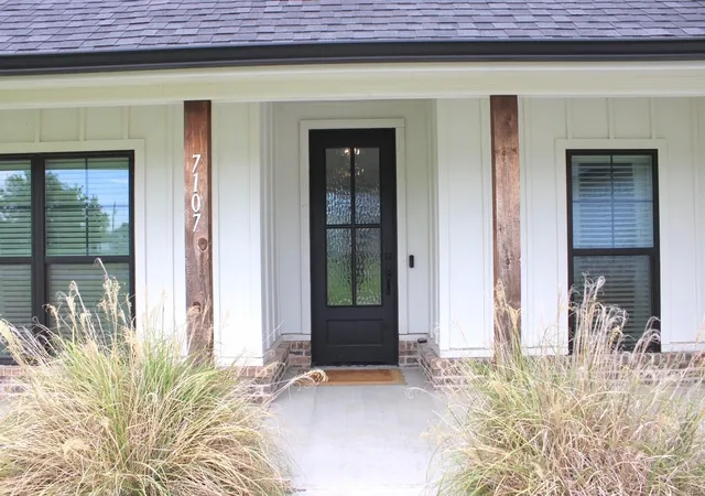Photo 3 of Single family home for sale at 7107 E 138th Street N, Collinsville, OK 74021 | MLS# 2634783 | Listing updated on 2026-09-29