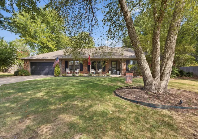 Photo 3 of Sale Pending at 4911 E 97th Street, Tulsa, OK 74137 | MLS# 2634701 | Listing updated on 2026-10-07