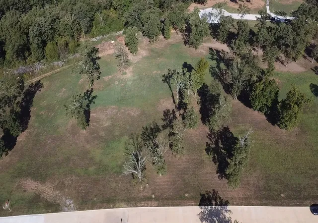 Photo 4 of Land for sale at 828 Ridgeview Dr, Tahlequah, OK 74464 | MLS# 2634825 | Listing updated on 2026-09-21