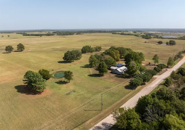 Photo 2 of Single family home for sale at 377038 East 1060, Okemah, OK 74859 | MLS# 2634829 | Listing updated on 2026-10-06