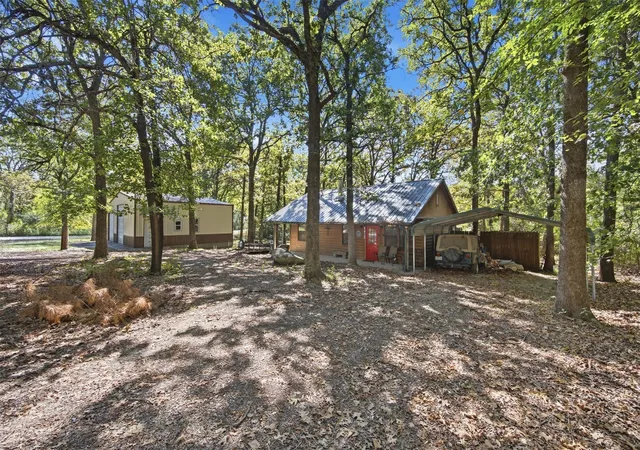 Photo 2 of Single family home for sale at 419168 E 1141 Road, Eufaula, OK 74432 | MLS# 2621324 | Listing updated on 2026-09-23