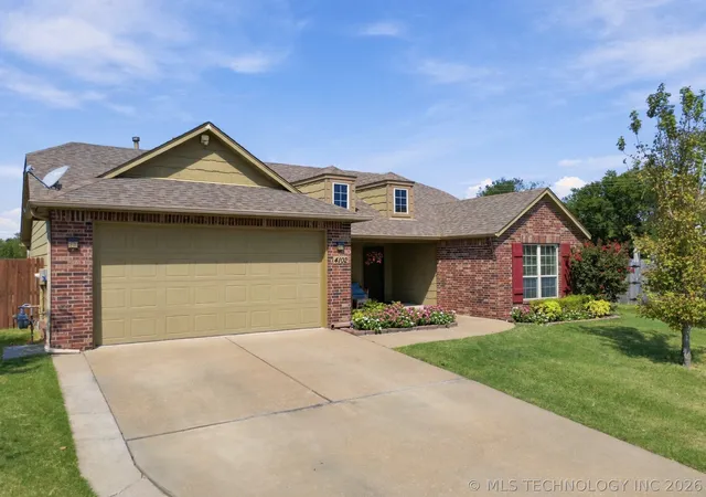 Photo 2 of Sale Pending at 4102 S 181 Eastavenue, Tulsa, OK 74134 | MLS# 2634145 | Listing updated on 2026-10-05