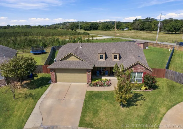 Photo 3 of Sale Pending at 4102 S 181 Eastavenue, Tulsa, OK 74134 | MLS# 2634145 | Listing updated on 2026-10-05