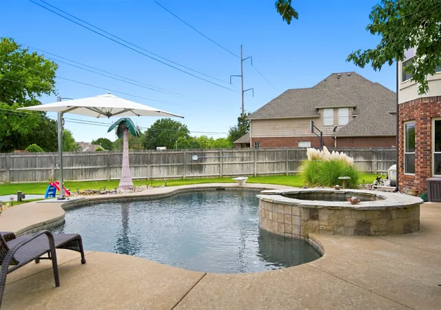 Photo 2 of Sale Pending at 5220 E 110th Place, Tulsa, OK 74137 | MLS# 2634709 | Listing updated on 2026-09-28