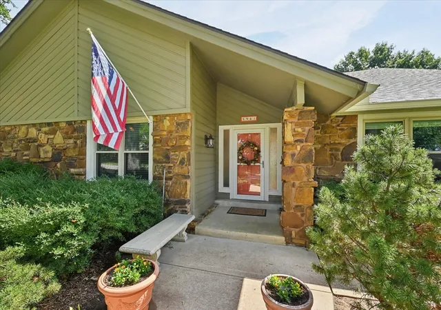Photo 3 of Sale Pending at 8941 S Florence Pl, Tulsa, OK 74137 | MLS# 2634968 | Listing updated on 2026-09-30