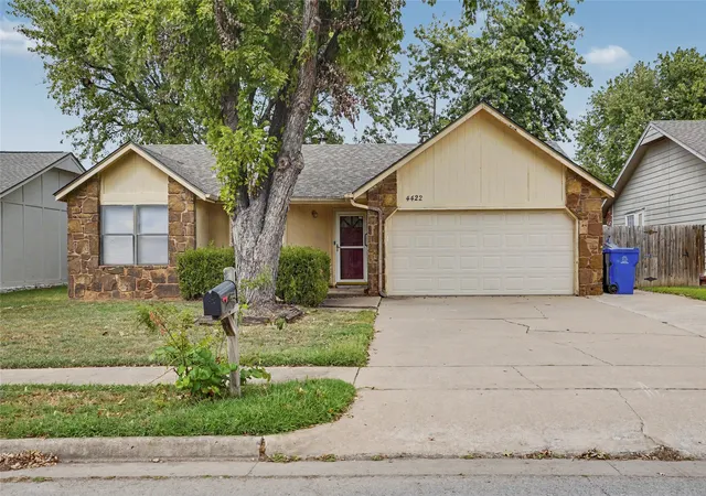 Photo 2 of Single family home for sale at 4422 W Princeton Pl, Broken Arrow, OK 74012 | MLS# 2634380 | Listing updated on 2026-10-05