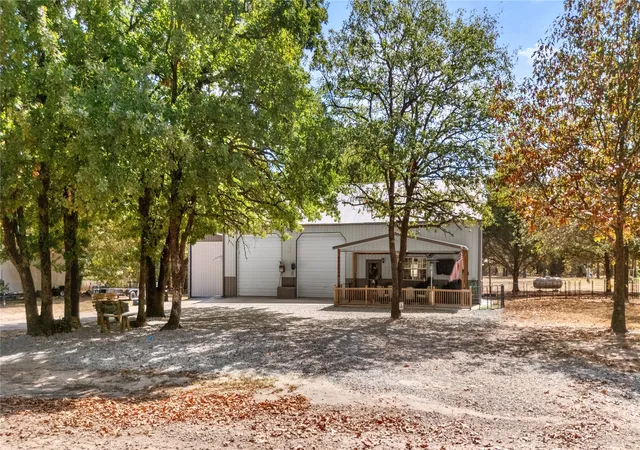 Photo 3 of Single family home for sale at 420848 E 1165 Road, Eufaula, OK 74432 | MLS# 2634863 | Listing updated on 2026-09-24