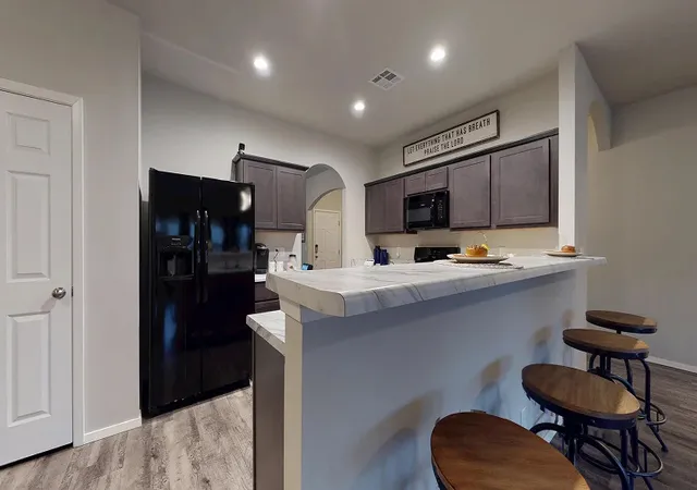Photo 3 of Single family home for sale at 7008 S Lions Ave, Broken Arrow, OK 74011 | MLS# 2635039 | Listing updated on 2026-10-11