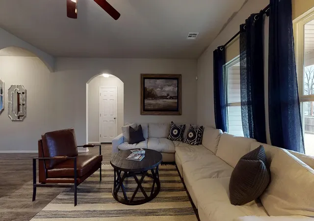 Photo 4 of Single family home for sale at 7008 S Lions Ave, Broken Arrow, OK 74011 | MLS# 2635039 | Listing updated on 2026-10-11